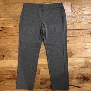 😊J Jill Pure Jill Slim leg “Heritage Style” soft knit pant. Med/Petite
